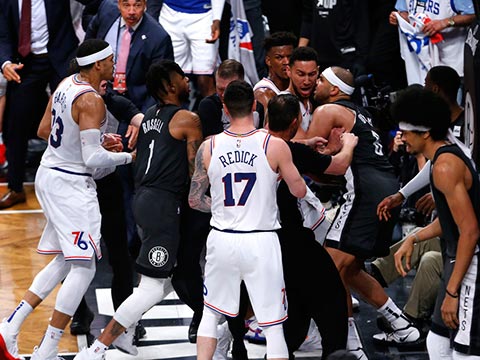 包含清晨托特纳姆备战欧冠;官宣签约细节曝光;气氛紧张;细节决定成败的词条 包含清晨托特纳姆备战欧冠;官宣签约细节曝光;气氛紧张;细节决定成败的词条