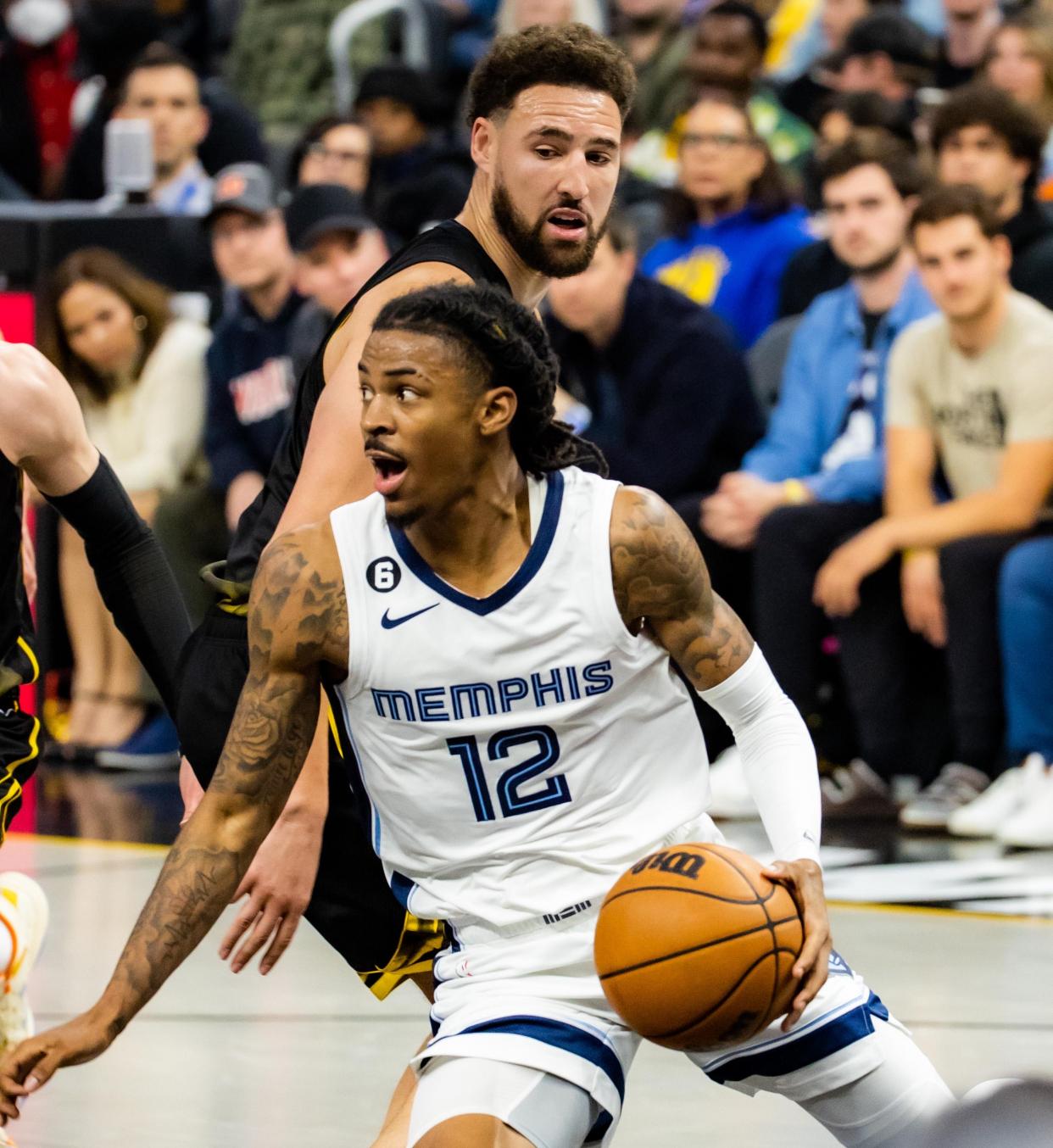 赛地聚焦：NBA常规赛今晨热度飙升，多伦多猛龙遗憾出局，悬念犹存，团队化学反应显著的简单介绍-立博