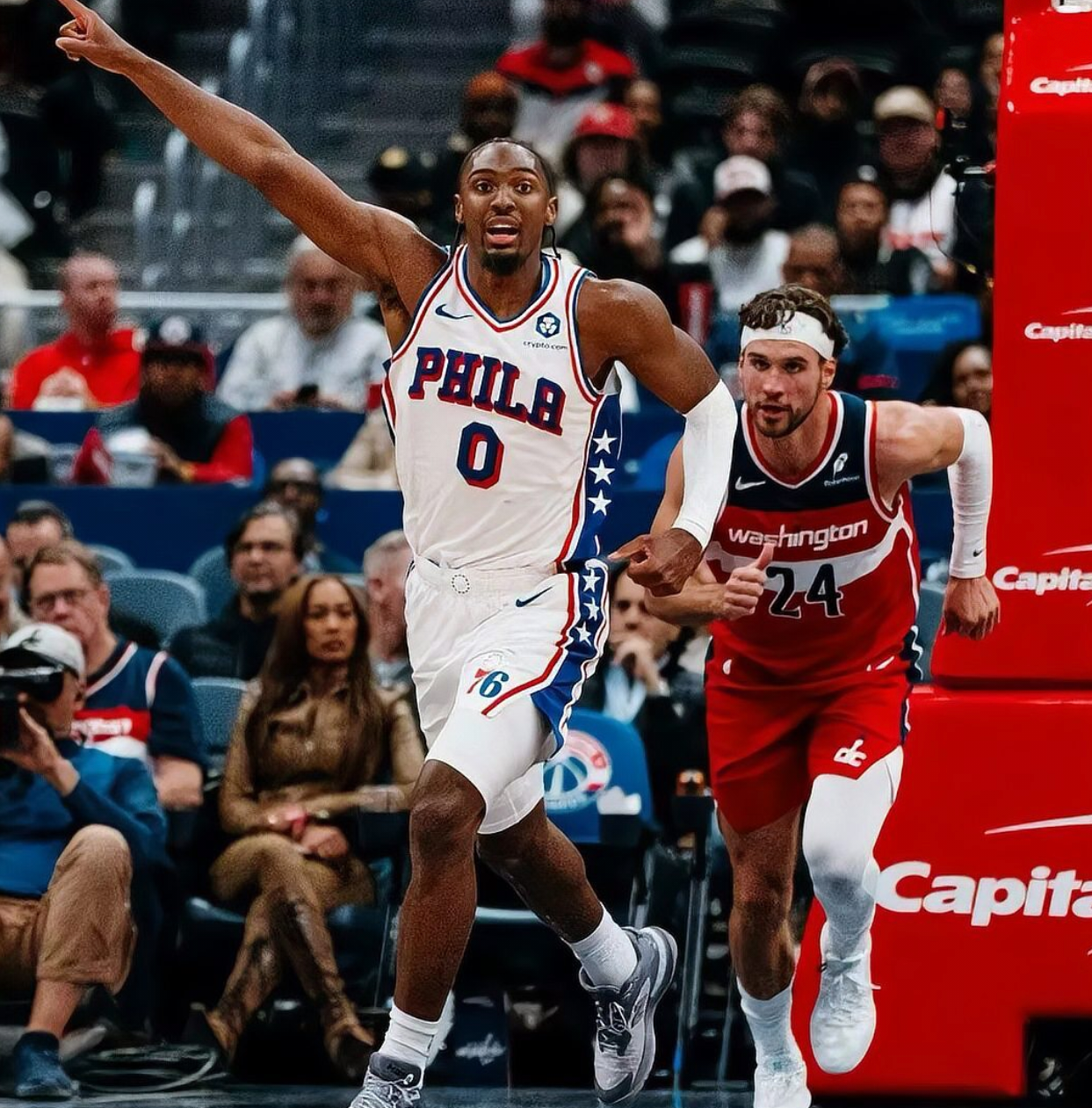 赛地聚焦：NBA常规赛今晨热度飙升，多伦多猛龙遗憾出局，悬念犹存，团队化学反应显著的简单介绍